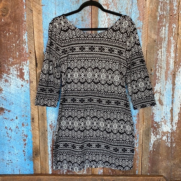 American Tag Black & White Print Mini Dress - Picture 1 of 5